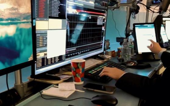 债务风暴再起！曲线陡峭化交易或升温，外汇市场将巨震？